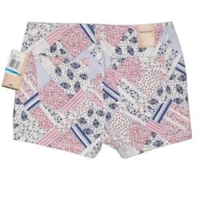 Wallflower Picnic Red Shorts